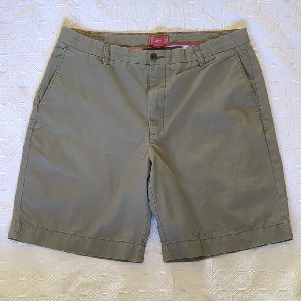 Arrow Tan Flat Front Shorts Casual Style